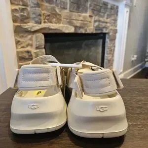 UGG | Shoes | Nwt Ugg Mens Stratus Sandals Size 9 | Poshmark display picture 2
